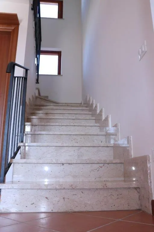 Villa Cavalluccio Marino Con Piscina Idromassaggio Carini